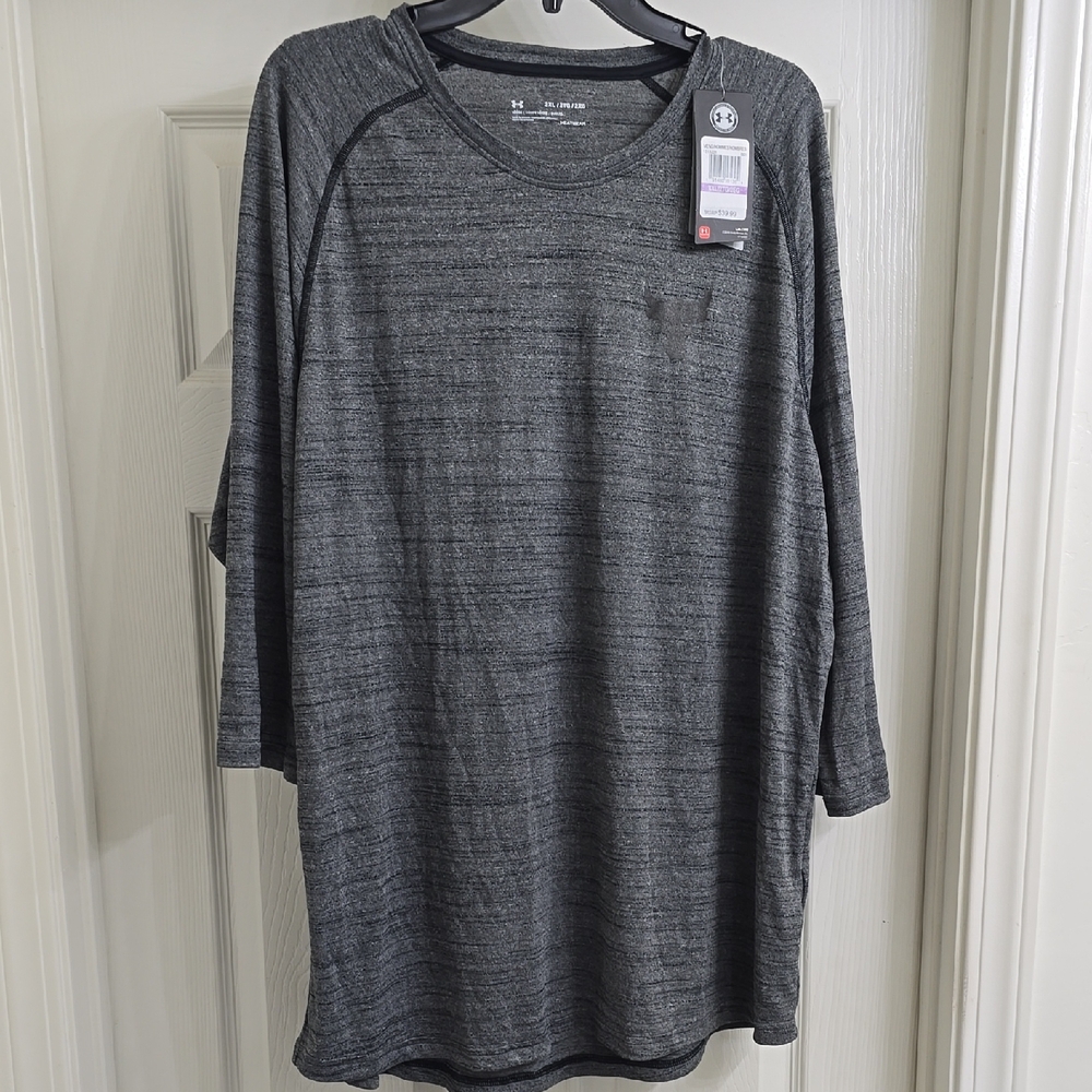 Under Armour Gray Long Sleeve Tee Moisture-Wicking Raglan